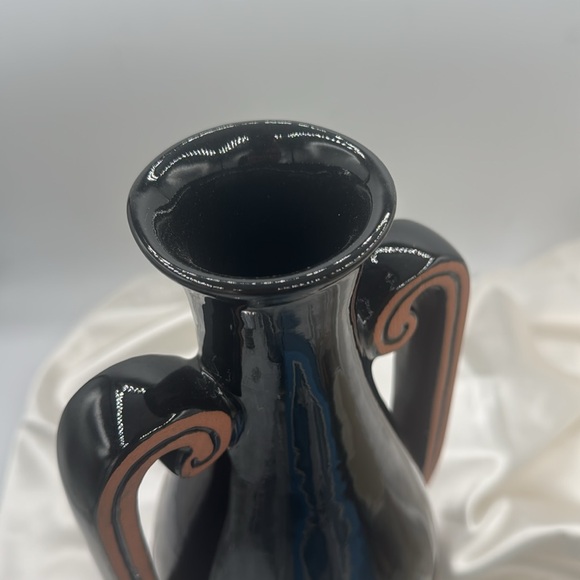 Frankoma V-13 Black Terra Cotta Handle Vase Signed Joniece Frank #872 - Picture 5 of 7